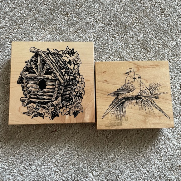 2 X-Large Decorative Wooden Rubber Stamps with Birdhouse and Pair of Doves - Picture 1 of 3